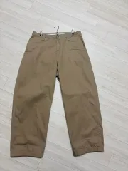 UNIQLO U ワイドフィット チノ 95