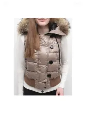 2026年最新】 モンクレール ダウン ベスト ファーの人気アイテム