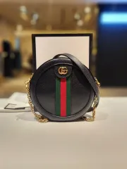 グッチ オフィディア GG ラウンド ブラック ショルダーバッグ 550618