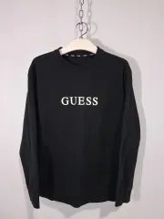 GUESS ブラック スウェットTシャツ