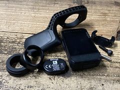 Wahoo bolt v2 サイコン 中古美品 - メルカリ