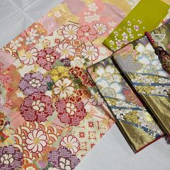 正絹☆友禅☆高貴な薄藤色に四季の花々の眩しいほど豪華な饗宴☆7歳
