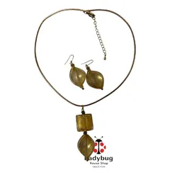 エスニック　ひねりリーフ　ネックレスセット　チョーカー&フックピアス　ゴールド色　金箔風