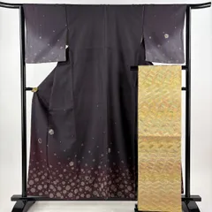 付下げ 身丈158.5cm 裄丈64cm M 袷 袋帯セット 落款 雪輪 花唐草 金糸 金銀彩 濃紫 正絹 名品 【中古】
