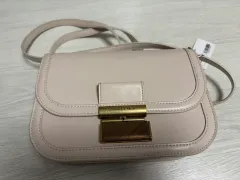 チャールズアンドキース バッグ アイボリー