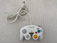 ニンテンドーゲームキューブ　コントローラー　ホワイト　動作品