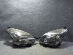 トヨタ プリウス 30系 前期 ヘッドライト 左右セット - メルカリ