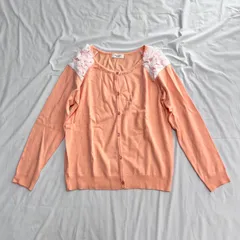 Techichi　テチチ　ふんわりもっちりニットカーディガン　長袖カーディガン　ビジュー×レースデザイン　ペールオレンジ系　Mサイズ　春服　送料無料✨