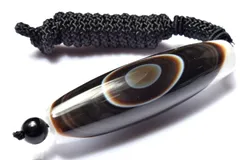 【１点物】チベット産 黒天眼石と水晶共生　69x19(丸玉8)mm　天珠手編み ペンダントネックレス パワーストーン 天然石 _PC9071