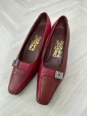 FERRAGAMO フェラガモ ガンチーニ ローファー バーガンディ レディース 靴 240