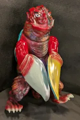 シカルナ・工房 ガルメガ グレー蓄光成型/赤茶/黄色紫塗装 個人彩色カスタム