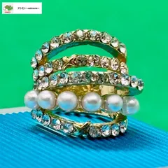 ☆イヤーカフ パール ゴールド C型  穴なしOK ジルコニア レディース  約1.3×1.5cm 上品 普段 おでかけ ジュエリー 人気  痛くない 流行//E-36