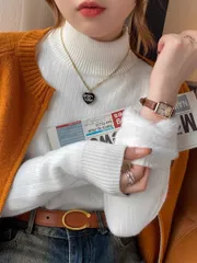 4768 起毛タートルネック