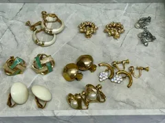 【アクセサリー】8点まとめ売り ヴィンテージアクセサリー イヤリング セット 8点 セット アクセ レディース ファッション 小物