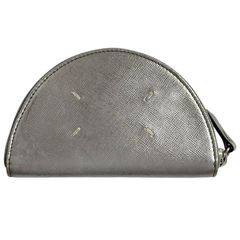 メゾンマルジェラ ハーフムーン ポーチ MICRO HALFMOON POUCH - メルカリ