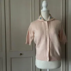 48 miumiu ミュウミュウ 刺繍 花柄 Mサイズ 38 9号　ニット セーター 丸襟 ピンク お呼ばれ　デート　オフィスカジュアル　食事会　可愛い　お出かけ　上品　半袖　Y2K