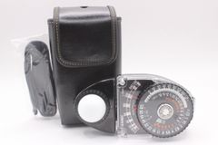 Item thumbnail for item 158e5f9e-82da-4653-8372-23205643fb33