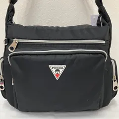 9038　PICONE　ピッコーネ　ショルダーバッグ　ブラック　黒　無地　レディース　ポケット多数