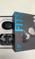 ジャンク品 logicool G FITS ワイヤレス ゲーミングイヤホン GHS