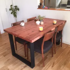 【みんなが安心して使える＊全ての角を丸めたダイニングテーブル】国産杉の無垢材　チェリー色【サイズ・カラーオーダー可】