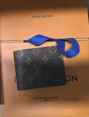 ルイヴィトン マルチプル ウォレット M60895 ボックスありません