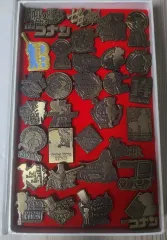 名探偵コナン 劇場版 32個 バッジ セット