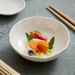 新品未使用 陶磁器 米 碗 麺を食べる 碗 家用 小さな碗 朝食碗 高級 白 楕円 食器 料理 料理