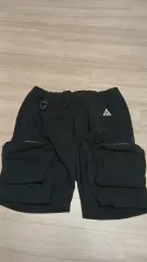 NIKE ACG ブラック カーゴ ハーフパンツ Mサイズ 着用回数少 スリット跡