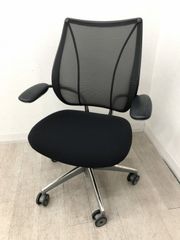 美品□Knoll/ノール□チャドウィックチェア□メッシュ□ブラック