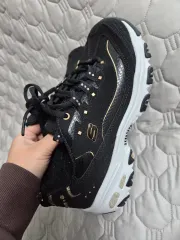 245 SKECHERS スケッチャーズ D'Lites ブラック スニーカー