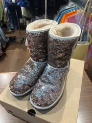 A-1716 UGG アグ ムートンブーツ 冬用ブーツ ボアブーツ ラメ ゴールド系 シルバー系 25cm