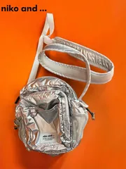 ★ niko and ... ニコアンド オリジナルミニパッカブルショルダーバッグ  color　シルバー