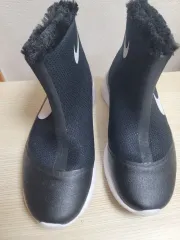 ナイキ タンジュン ハイ ブーツ