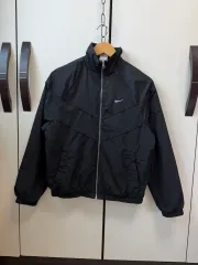 ナイキ レディース ウィンドランナー UV ウーブン フルジップアップ ジャケット S