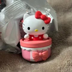ハローキティ ゆらゆら バスケット ガチャ フィギュア 新品