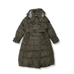 アクアスキュータム ハンガリアングース トレンチダウン