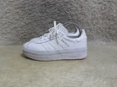 230 アディダス ガゼル ボールド トリプル 白 厚底 スニーカー シューズ