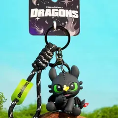 海外公式❣️ ヒックとドラゴン ナイトフューリー トゥース キーホルダー ストラップ 1 蝶々ver