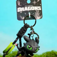 海外公式❣️ ヒックとドラゴン ナイトフューリー トゥース キーホルダー ストラップ 2 飛行verのサムネイル