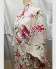 浴衣　花柄　白地　リユース品