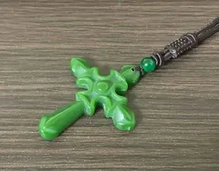 超特価!翡翠十字架(クロス)ロングペンダント ― 静けさを宿す護りのかたち ―