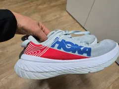 ホカオネオネ カーボンX ランニングシューズ 240