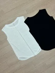 ベネトン ノースリーブ Tシャツ 2枚 まとめ売り