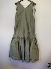 N1057 【ZOZOTOWN限定品】SALON adam et rope アダムエドロペ ギャザージャンパースカート Ｍ レディース カーキ 売価16,500