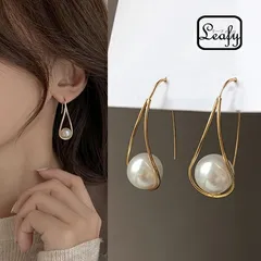 パールピアス ドロップピアス 曲線デザイン 柔らかい印象 ワイヤーピアス レディース プレゼント バレンタイン ギフト 2026 春 入学式 卒業式 フォーマル パーティー 女子会 上品 大人可愛い 存在感 コーディネート 冬 イベント   ピアス