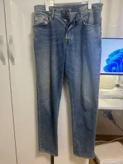 DIESEL テーパードフィット デニム ズボン 出品