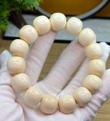 マンモス天然素材 女性裸体像 根付 手彫り - メルカリ