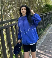 アディダス 서예지 ウィンドブレーカー WIND AND WISH COLOR ブルー ウィンドブレーカー