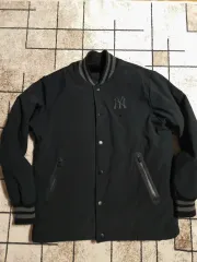 MLB スタジャン ニューヨーク・ヤンキース オールブラック 裏起毛 ジャケット サイズ L