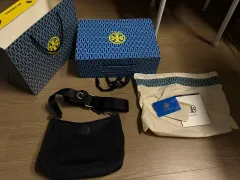 トリーバーチ クロスバック カメラバック メッセンジャーバック(プラダ천)